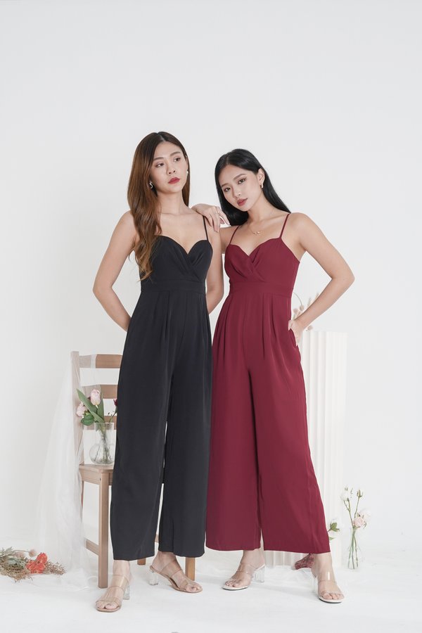*TPZ* ACE OF HEARTS JUMPSUIT IN BURGUNDY