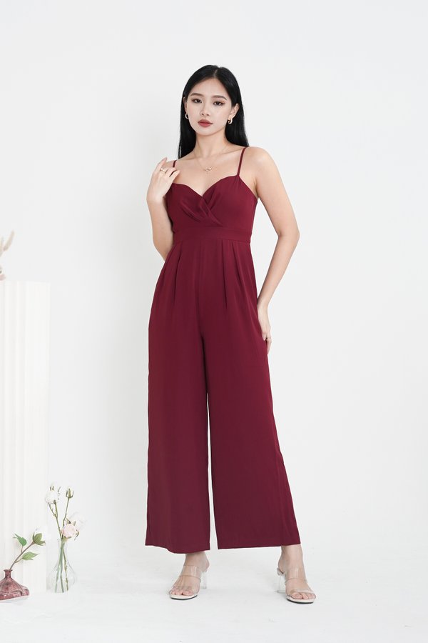 *TPZ* ACE OF HEARTS JUMPSUIT IN BURGUNDY