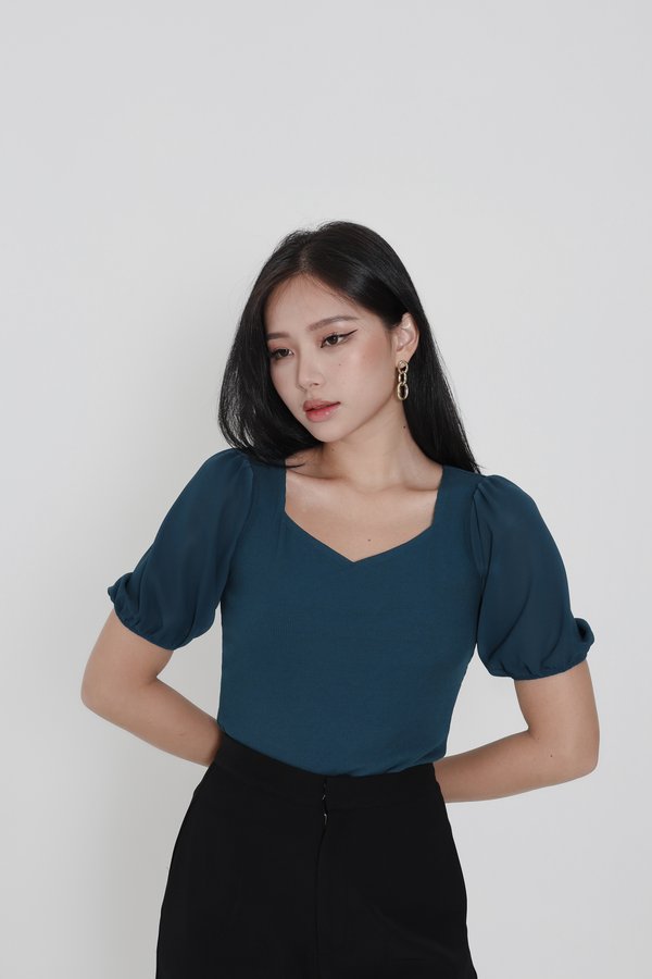 *TPZ* REFINED SWEETHEART RIBBED TOP IN TEAL