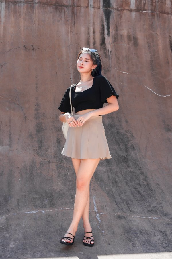 *TPZ* ALL STAR PLEATED SKORTS IN IVORY TAUPE