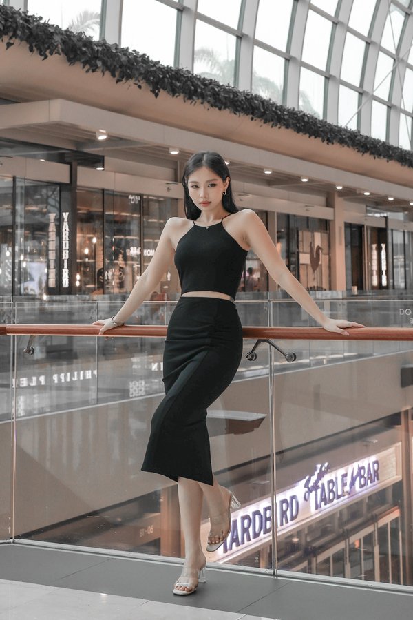 *TPZ* ON ROTATION BODYCON MIDI SKIRT IN BLACK