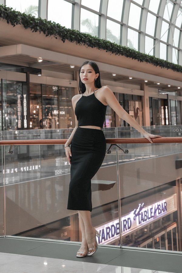 *TPZ* ON ROTATION BODYCON MIDI SKIRT IN BLACK