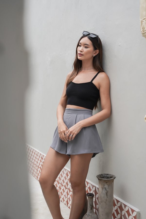*TPZ* THE OASIS PLEATED SHORTS IN GREYISH BLUE