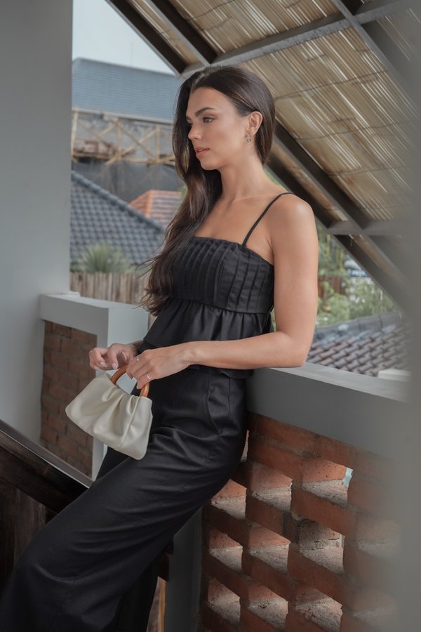 *TPZ* BETA LINEN PEPLUM PADDED TOP IN BLACK