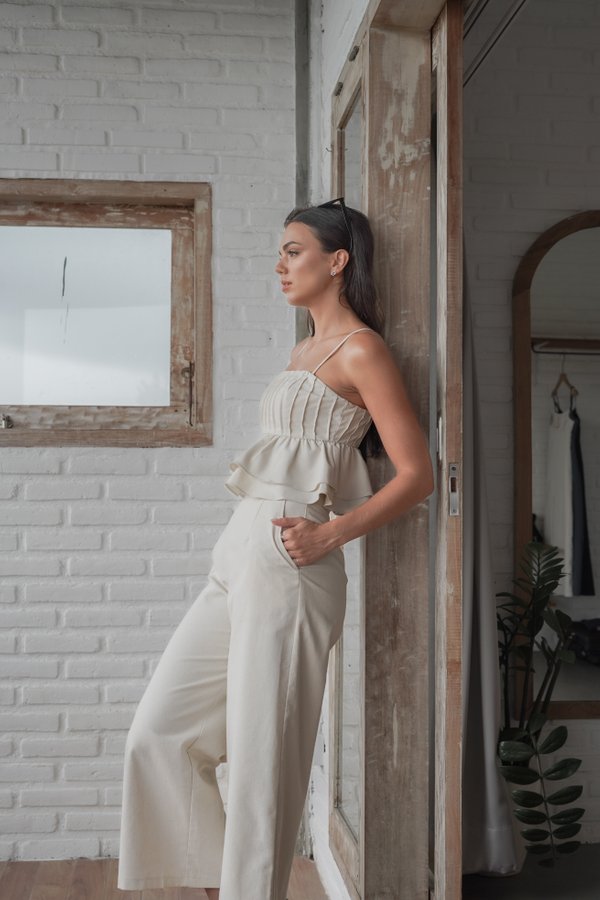 *TPZ* BETA LINEN PEPLUM PADDED TOP IN SOFT BEIGE