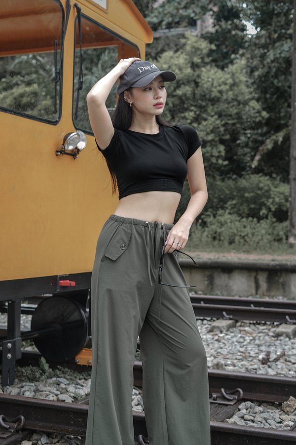 *TPZ* IN TRANSIT PARACHUTE PANTS IN DUSTY OLIVE