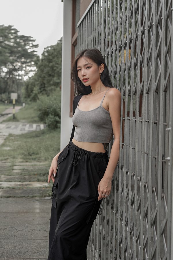*TPZ* GROUNDWORK PARACHUTE MIDI SKIRT IN BLACK