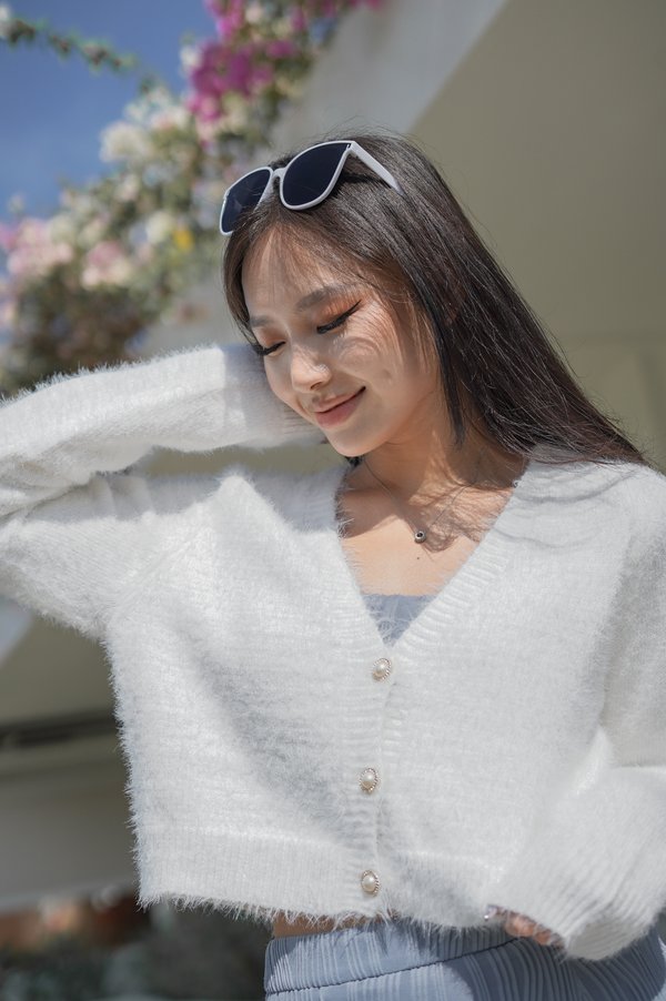 *TPZ* PEARL SOFT FUZZY CARDIGAN IN WHITE