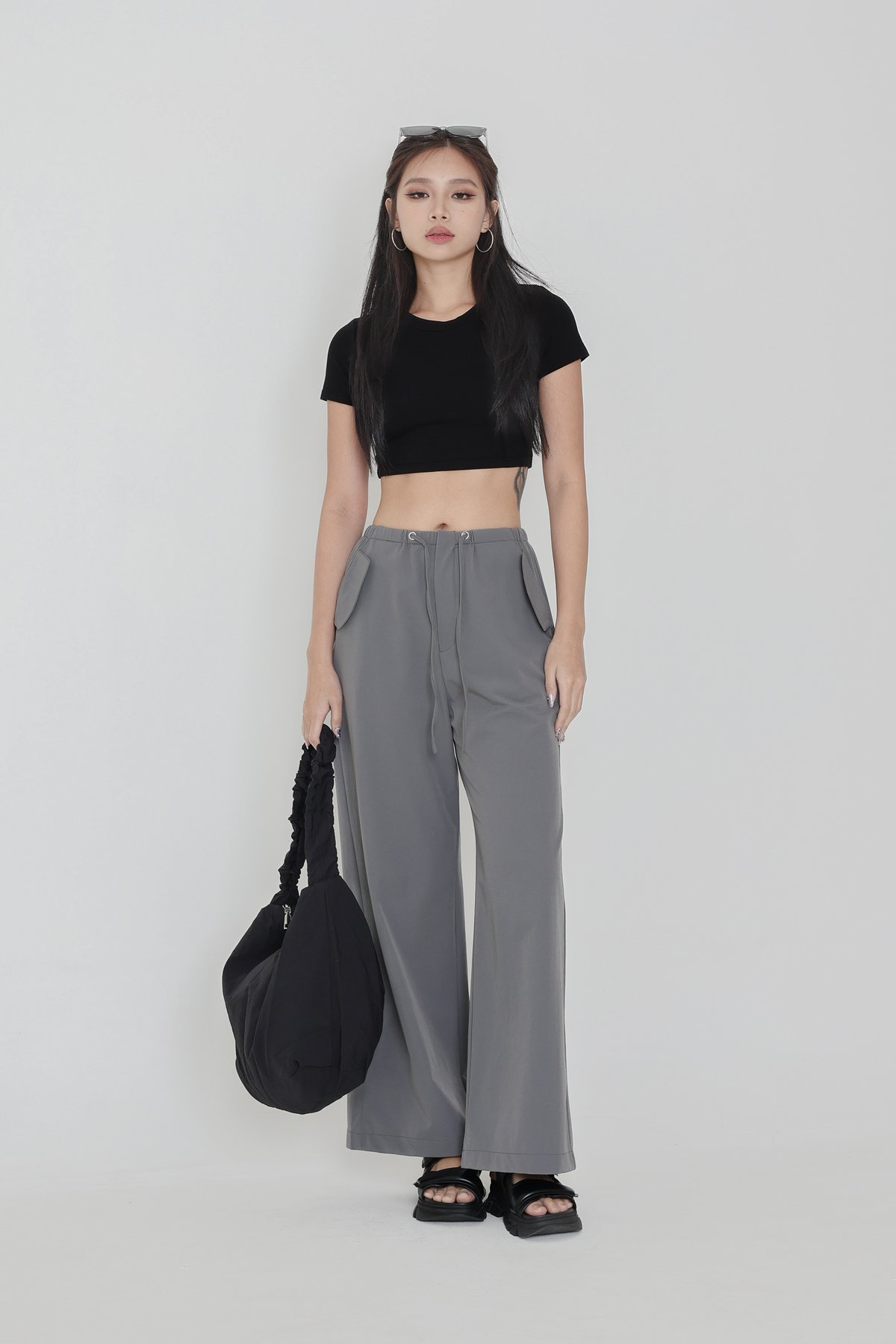 *TPZ* IN TRANSIT PARACHUTE PANTS IN ULTIMATE GREY | TOPAZETTE