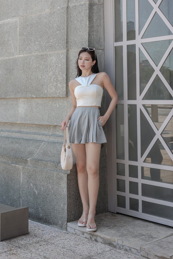 *TPZ* FRANKS PLEATED SHORTS IN STORM GREY