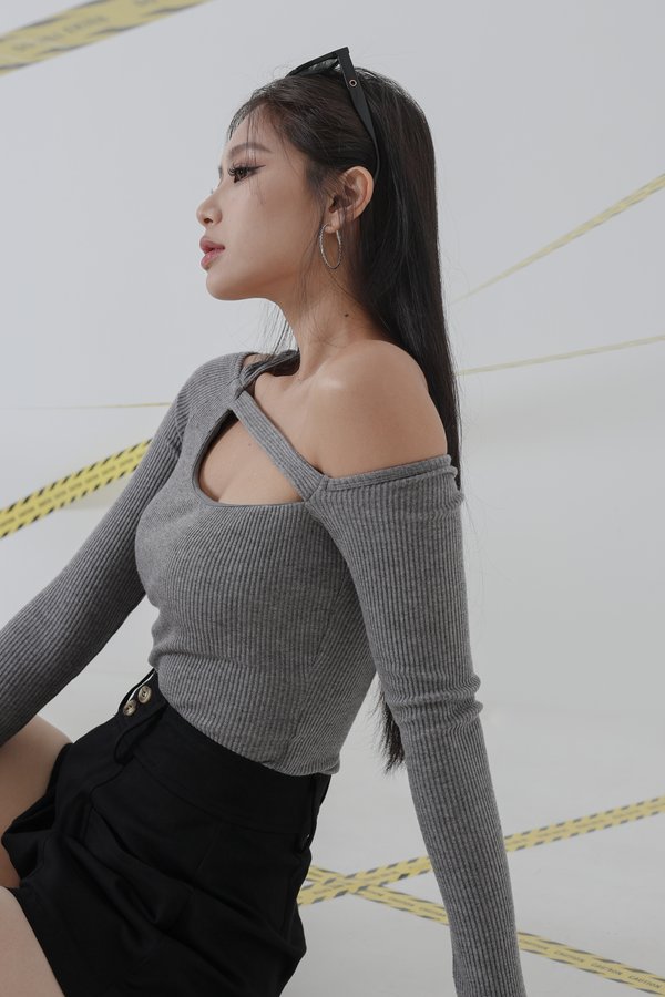 *TPZ* ECLIPSE PADDED KNIT TOP IN GREY