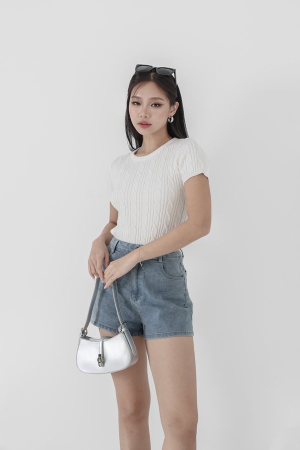 *TPZ* EVE CABLE KNIT TOP IN WHITE