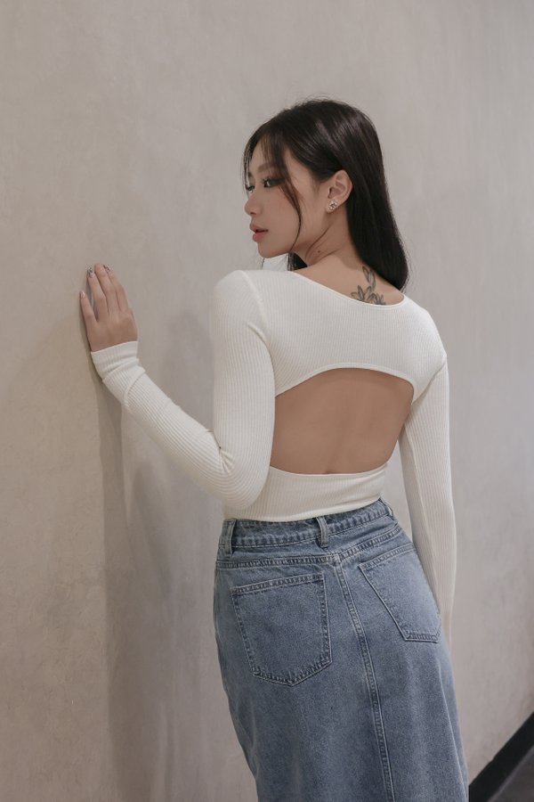 *TPZ* MOON PADDED KNIT TOP IN WHITE