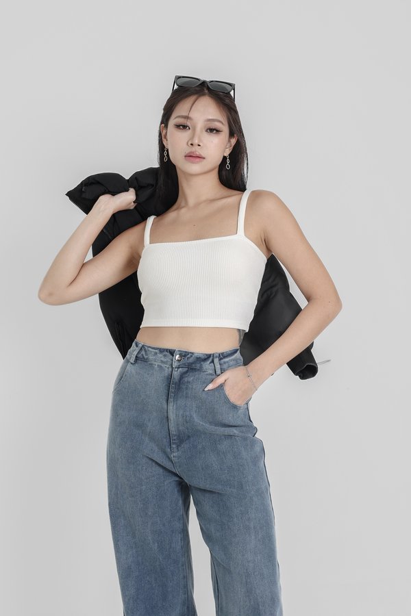 *TPZ* PRIME PADDED KNIT CROP TOP IN WHITE