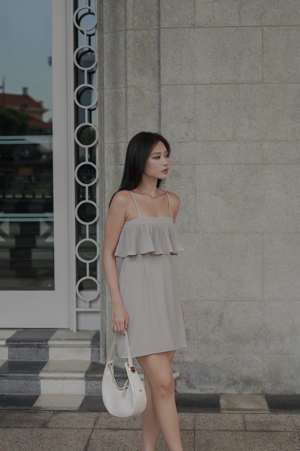 *TPZ* LYON PLEATED DRESS IN LIGHT TAUPE