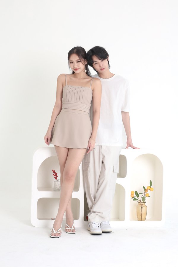 *TPZ* AUSPICIOUS PLEATED PADDED TOP IN IVORY TAUPE