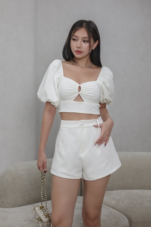 *TPZ* DYNASTY HIGH WAISTED SHORTS IN WHITE