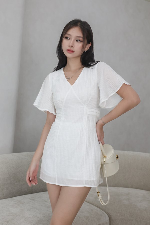 *TPZ* KYLIE TEXTURED FLUTTER SLEEVES TOP WITH SHORTS IN WHITE