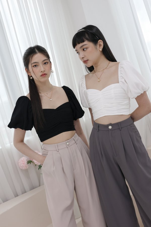 *TPZ* MELLOW BUBBLE SLEEVES PLEATED TOP IN BLACK 