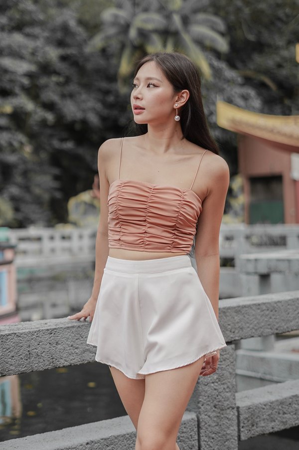 *TPZ* ZEN RUCHED SATIN TOP IN CORAL SUNSET