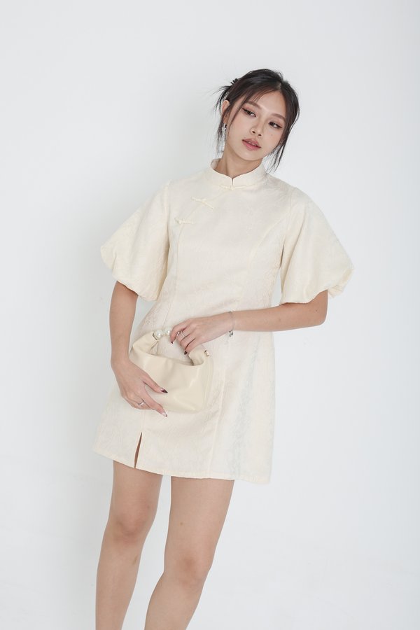 *TPZ* PROSPERITY BUBBLE SLEEVES CHEONGSAM *WITH DETACHABLE SHORTS* IN CHAMPAGNE