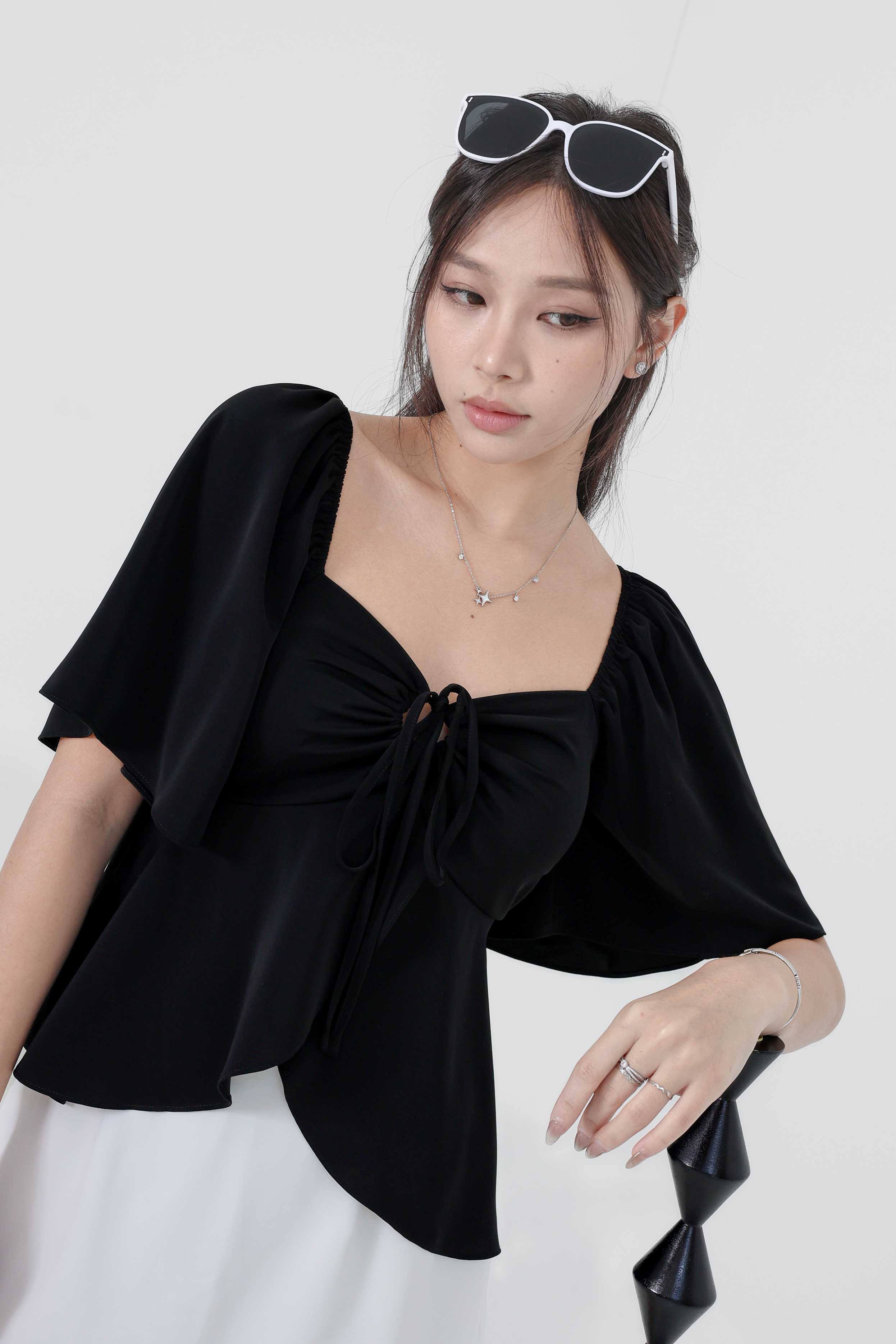 TPZ* MIRACLE FLUTTER TOP 2.0 IN BLACK | TOPAZETTE