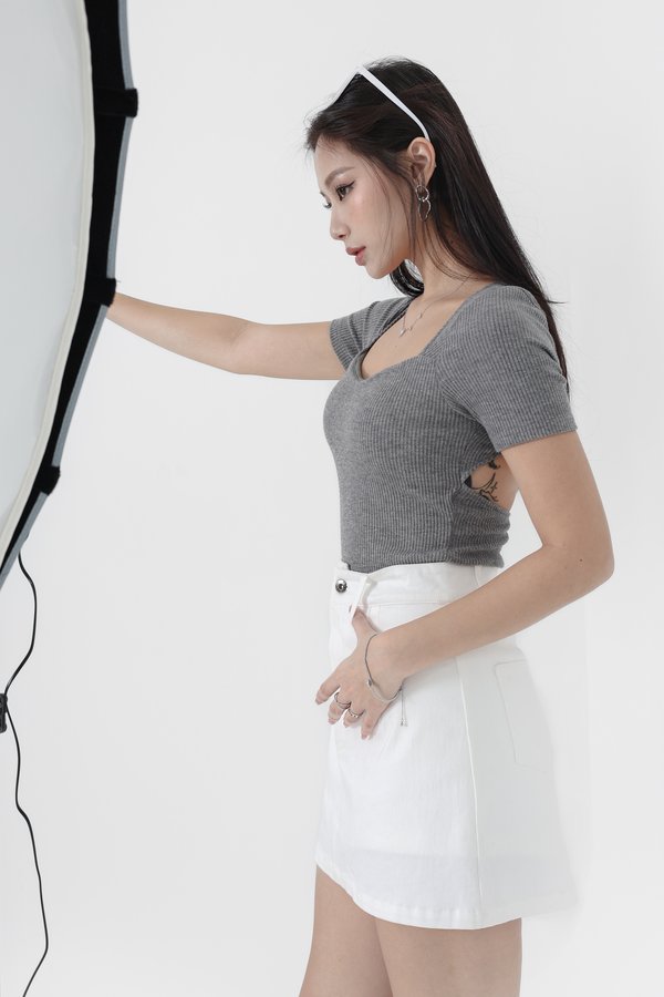 *TPZ* SUN PADDED KNIT TOP IN GREY