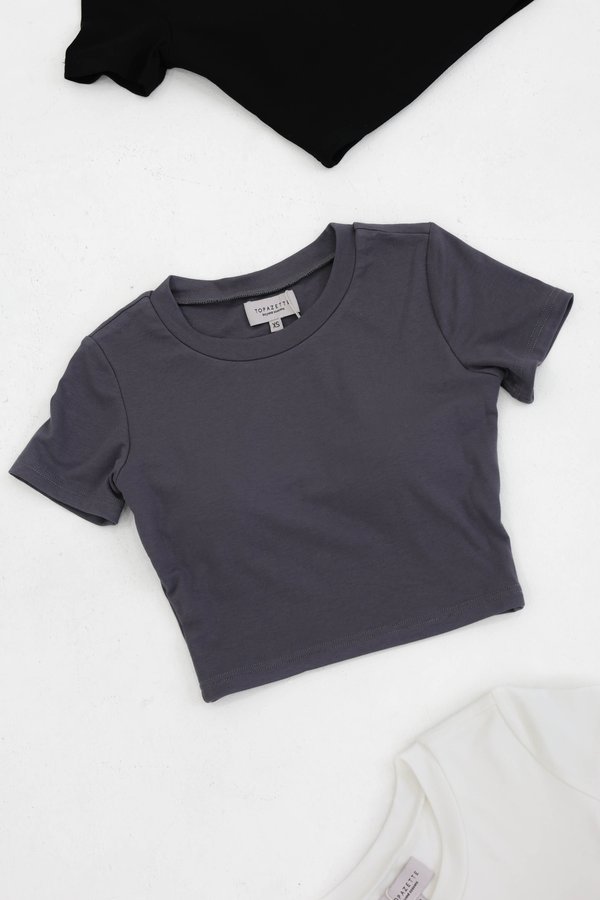 *TPZ* PERFECT ROUND NECK TOP (CROPPED) IN GUNMETAL