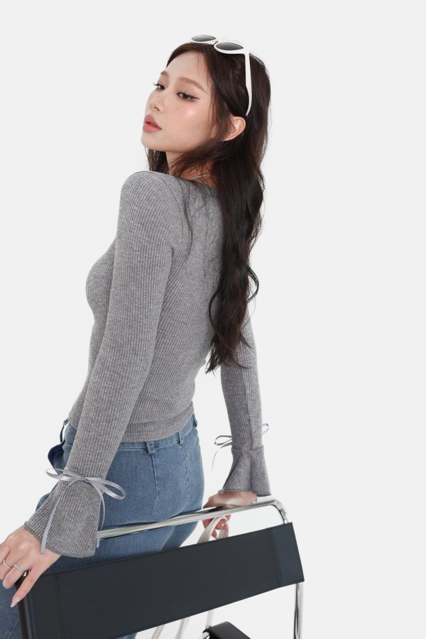*TPZ* COQUETTE ERA RIBBED KNIT TOP IN GREY