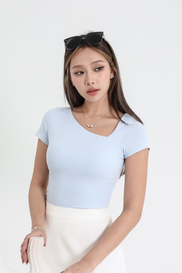 *TPZ* PERFECT CUT BASIC TOP (REGULAR) IN BABY BLUE
