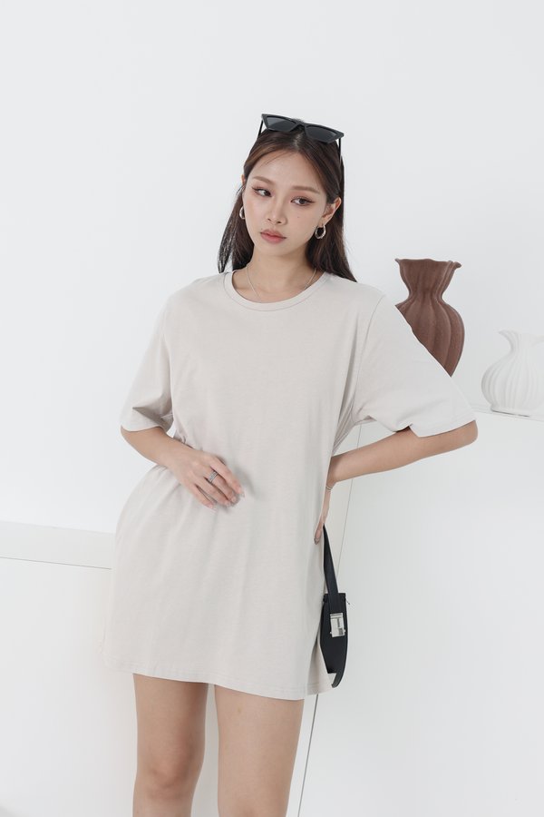 *TPZ* REVERIE TEE DRESS IN IVORY TAUPE (PETITE EDITION) *WITH DETACHABLE SHORTS*