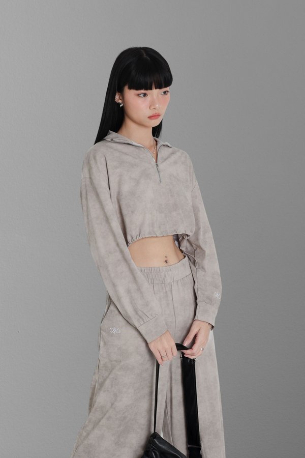 *TPZ* INFINITY PULLOVER TOP IN LIMESTONE