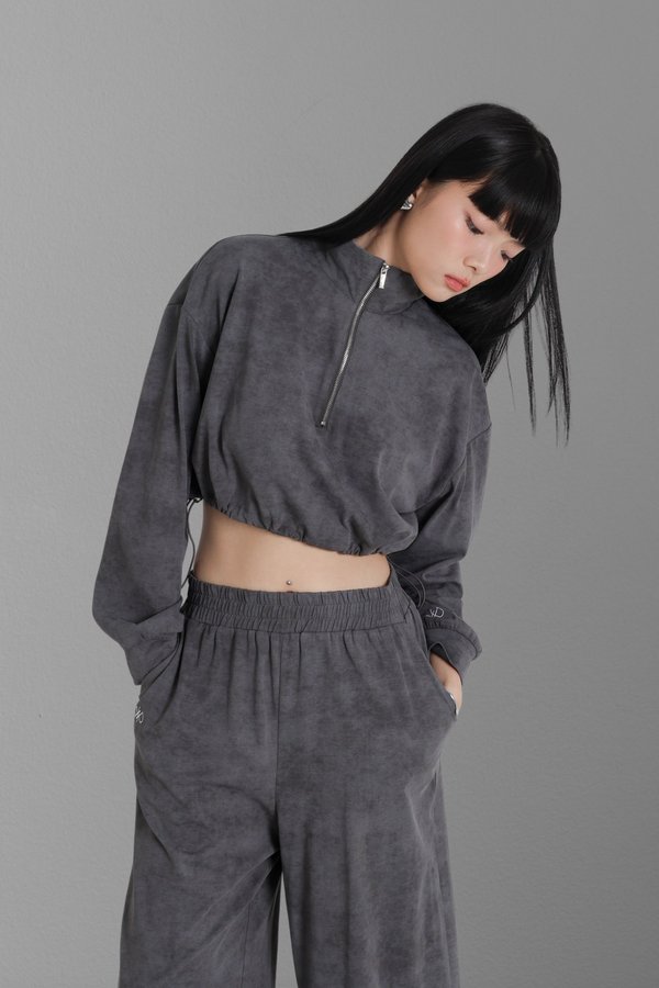 *TPZ* INFINITY PULLOVER TOP IN GRAPHITE GRAY
