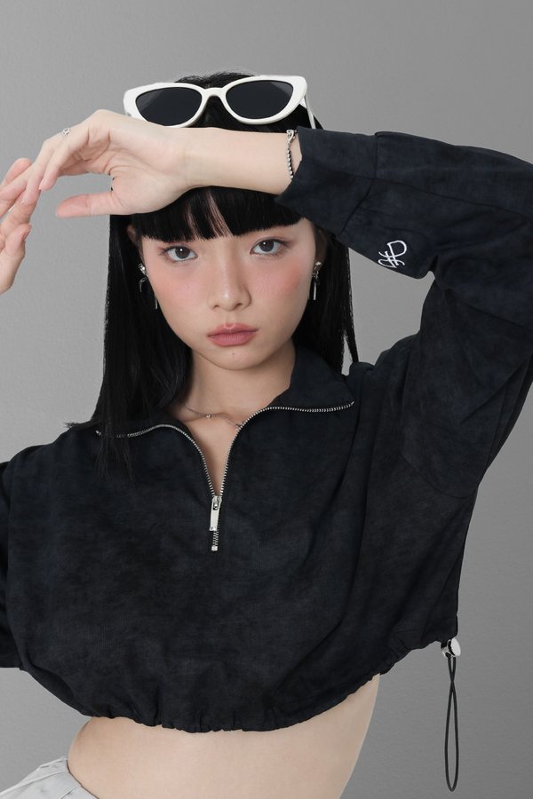 *TPZ* INFINITY PULLOVER TOP IN GALAXY BLACK