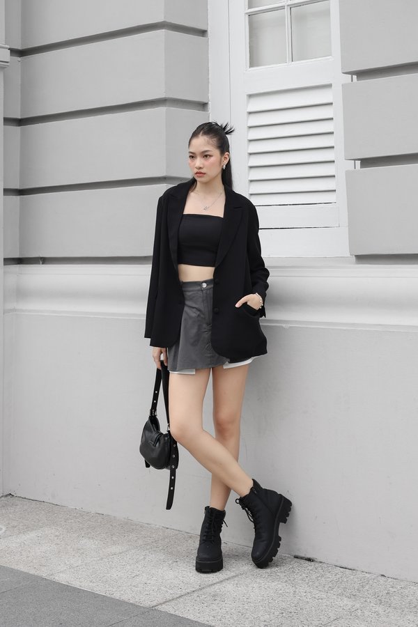 *TPZ* REVOLUTION OVERSIZED BLAZER IN BLACK