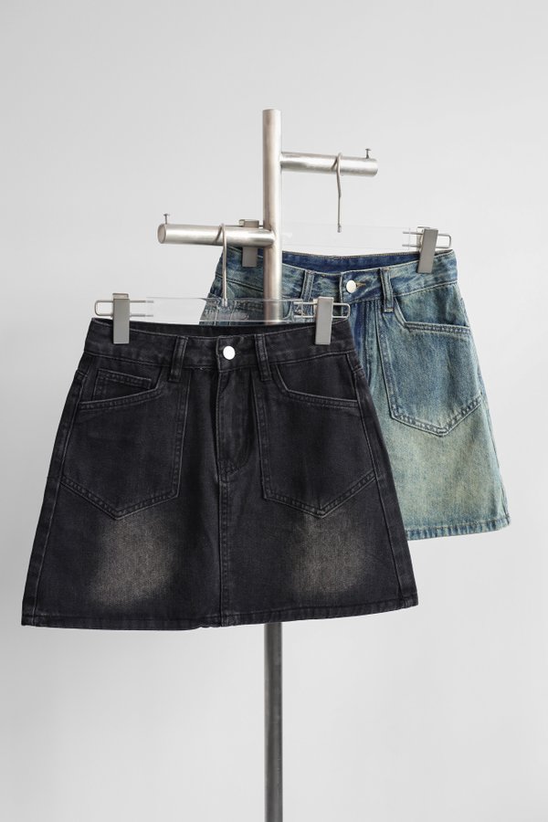 *K-SPECIAL PICKS* VINTAGE CARGO SKORTS 