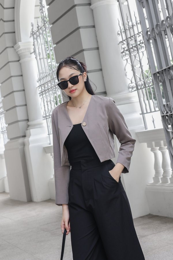 *TPZ* INTUITION CROP BLAZER IN MOCHA TAUPE