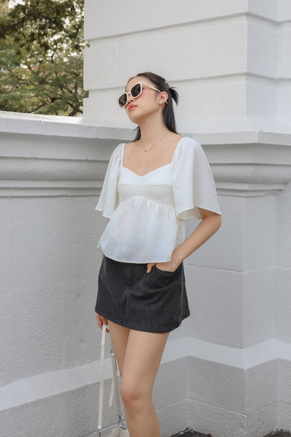 *TPZ* MELODY FLUTTER SLEEVES TOP IN WHITE