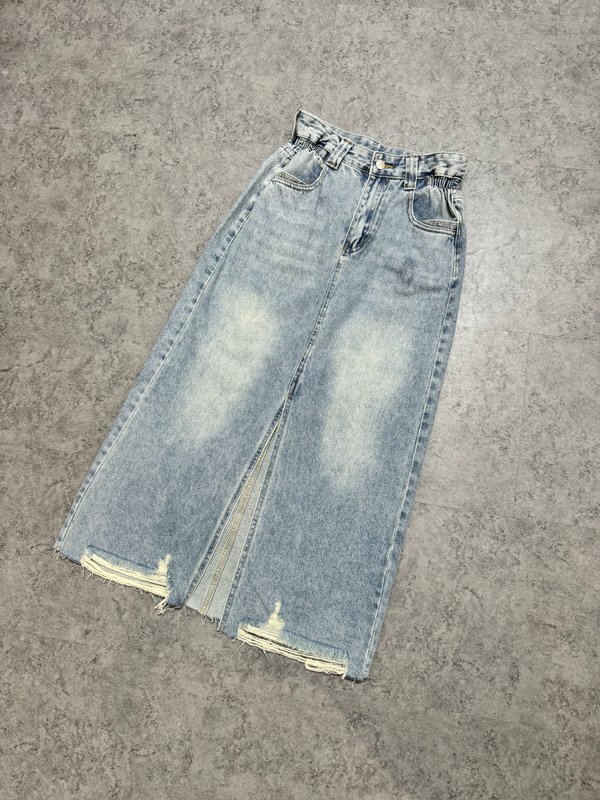 *K-SPECIAL PICKS* FRAYED MIDAXI DENIM SKIRT