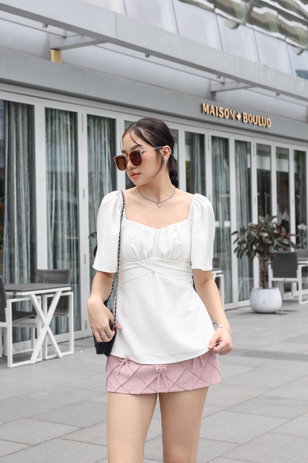 *TPZ* EMPIRE FLUTTER TOP IN WHITE