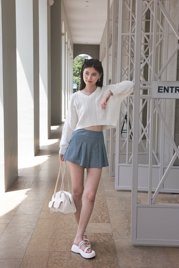 *TPZ* ZORA PLEATED SHORTS IN LIGHT DENIM BLUE