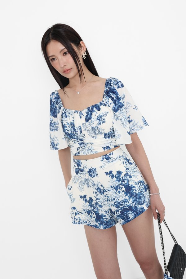 *TPZ* AVA FLUTTER SLEEVES KNOTTED TOP IN TOILE DE FORTUNE BLUE