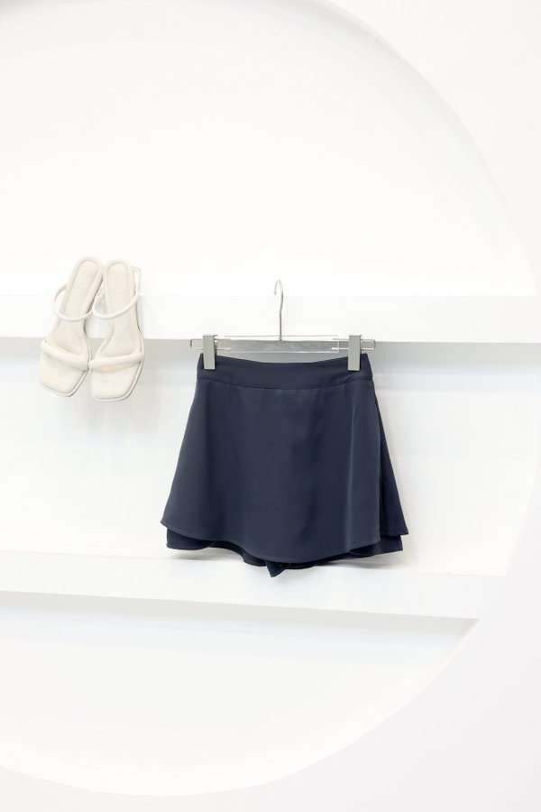 (PREORDER) *TPZ* FAYE SIDE TIERED SKORTS IN GUNMETAL BLUE