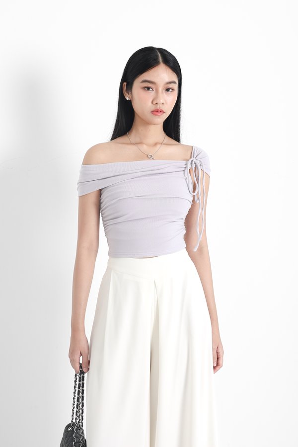 *TPZ* PERFECT OFF SHOULDER MULTI WAY TOP WITH SASH IN SOFT LILAC