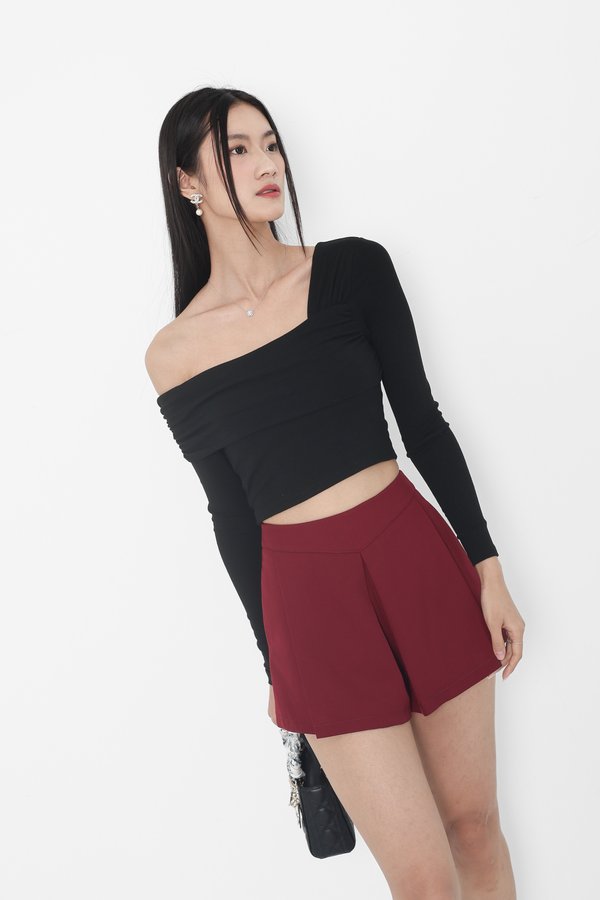 *TPZ* HEYLA HIGH WAISTED CONTOURED SHORTS IN WINE