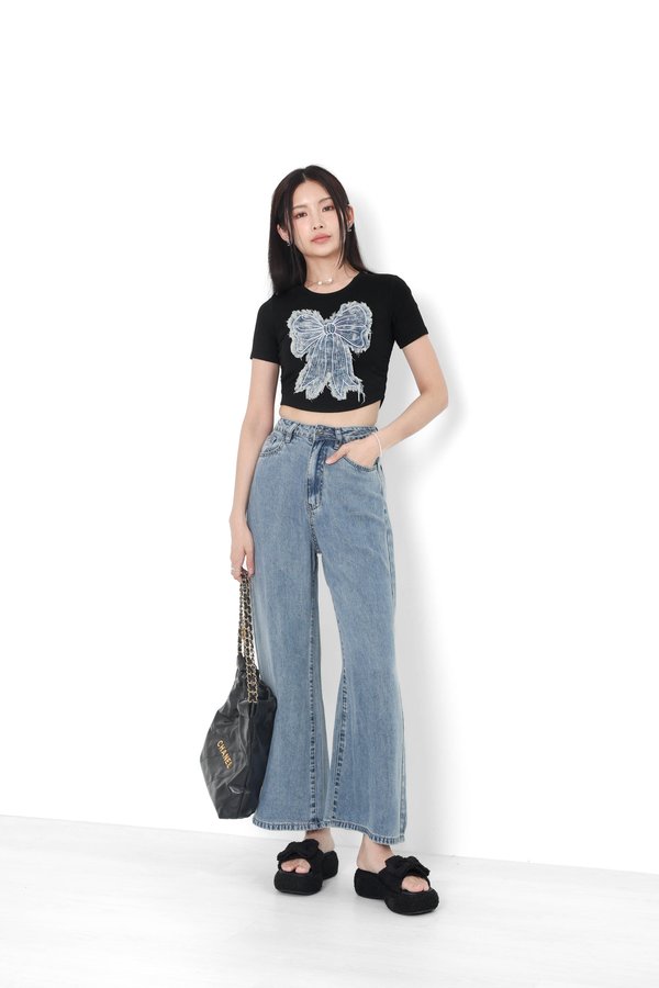 *TPZ* CLASSIC BASIC TENCEL JEANS (PETITE) IN LIGHT WASH