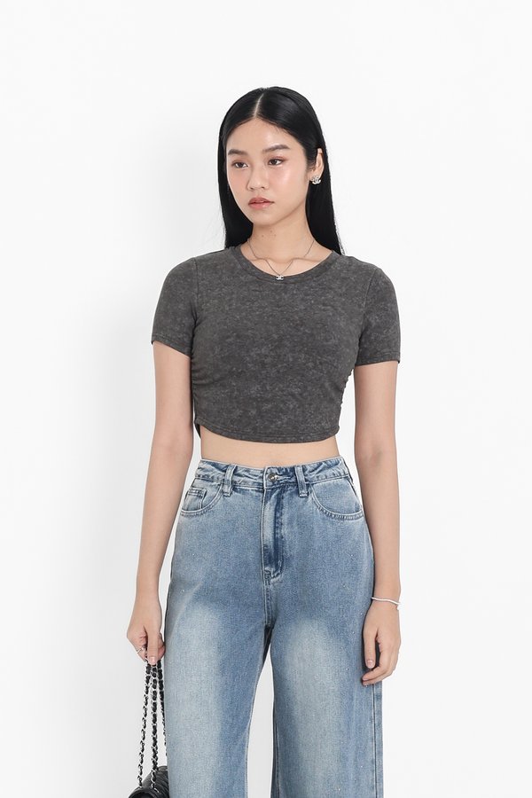 *TPZ* PERFECT RUCHED SHORT SLEEVES TOP IN ASH ACID WASH