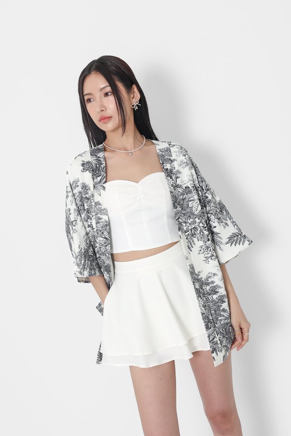 *TPZ* EMBER TWEED FLUTTER TOP IN WHITE