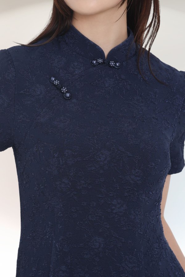 *TPZ* CELESTIAL SLEEVES CHEONGSAM IN NAVY