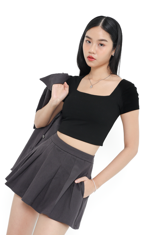 *TPZ* PERFECT HONOKA SQUARE NECK TOP IN BLACK